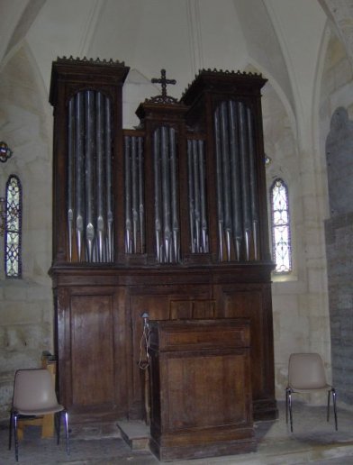 Orgue de Saint-Julien-Beychevelle, Église Saint-Julien de Beychevelle